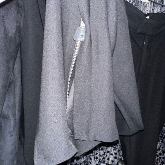 Zadig & Voltaire | Prune Crepe Pants Size 40 / Large in Black - Picture 7 of 15